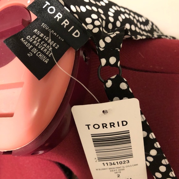 BNWT Torrid rayon summer top - Picture 3 of 5